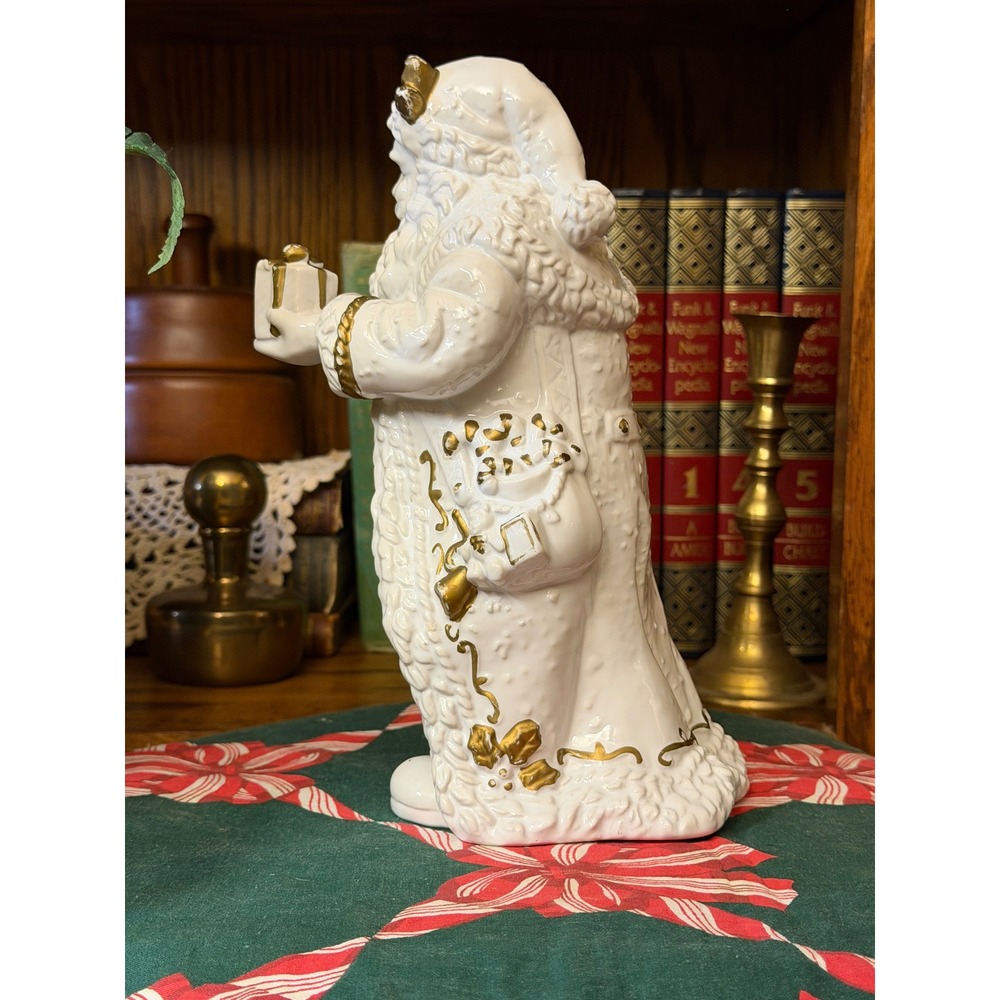 Vintage White and Gold Ceramic Santa Claus Figurine 8.5 Inch Holiday Decor - Picture 3 of 5